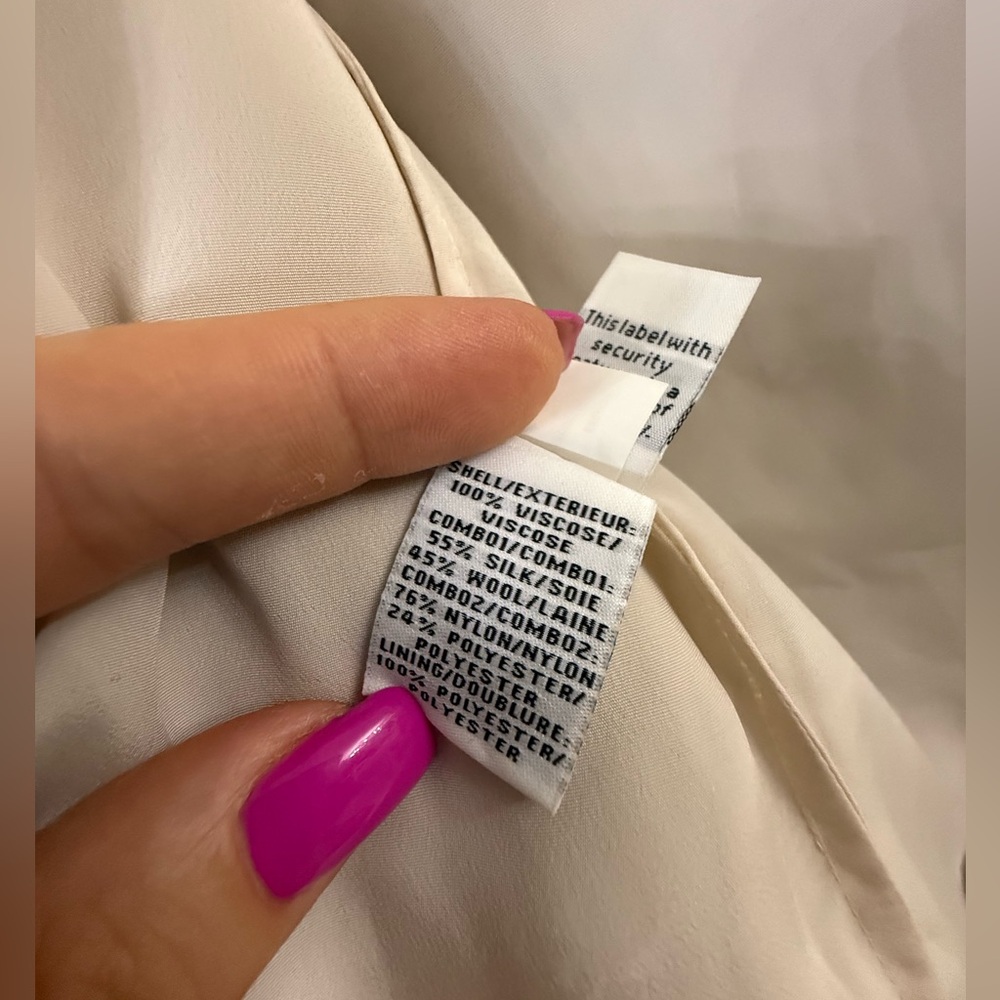 Diane Von Furstenberg Floral Zipper Gray Stones Viscose Blouse Size 2 - Picture 4 of 12